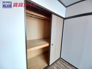 伊勢川島駅 徒歩59分 1階の物件内観写真